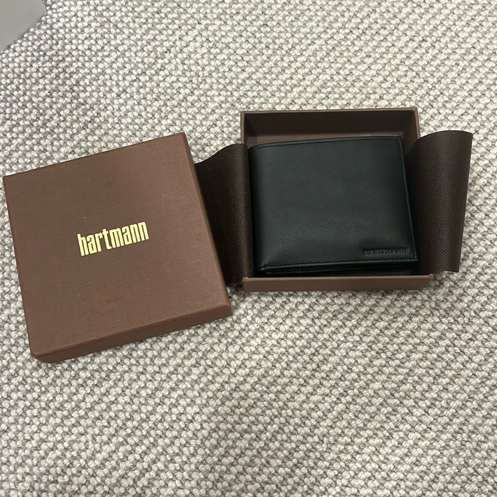 Hartmann black leather wallet